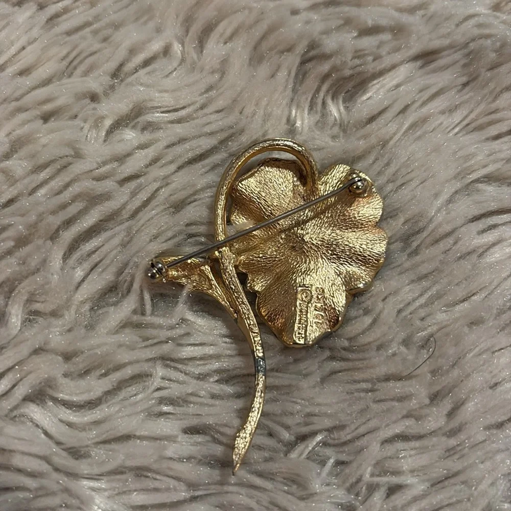 Vintage Signed Marcel Boucher Brushed Goldtone Faux Pearl Pansy Brooch Pin